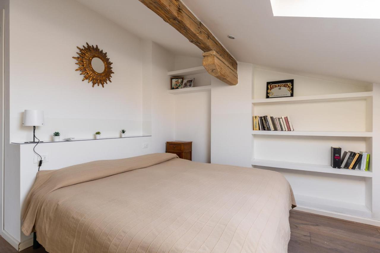 Italy Prestigious Historical Attic In Bologna Apartment Exterior photo