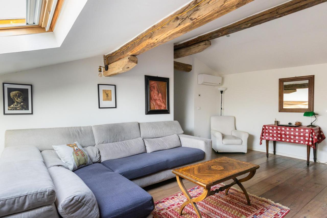 Italy Prestigious Historical Attic In Bologna Apartment Exterior photo