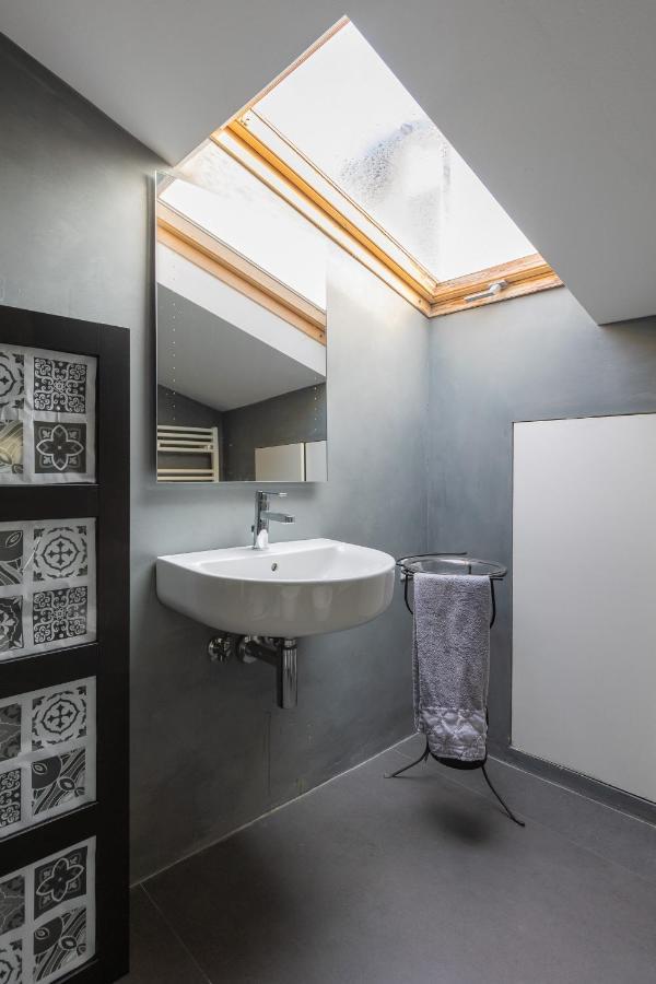Italy Prestigious Historical Attic In Bologna Apartment Exterior photo