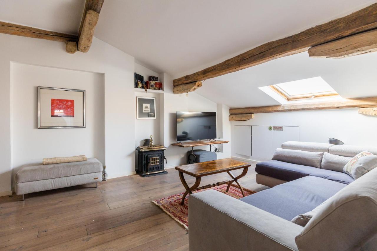 Italy Prestigious Historical Attic In Bologna Apartment Exterior photo